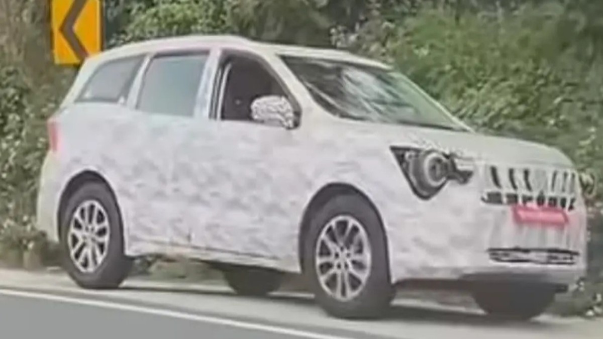 Mahindra XUV700 Facelift